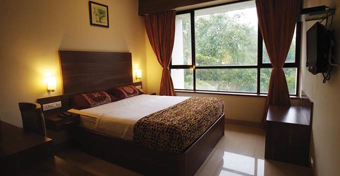 Click Hotel Caliph, Bombaj Zewnętrze zdjęcie
